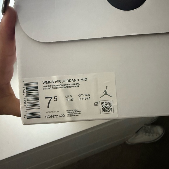 Nike Pink and Brown High-Top Sneakers - Picture 8 of 8